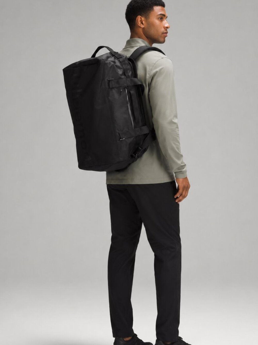 NWT lululemon 2-in-1 Travel Duffle Backpack 45L Black Travel Gym Bag - Picture 2 of 13